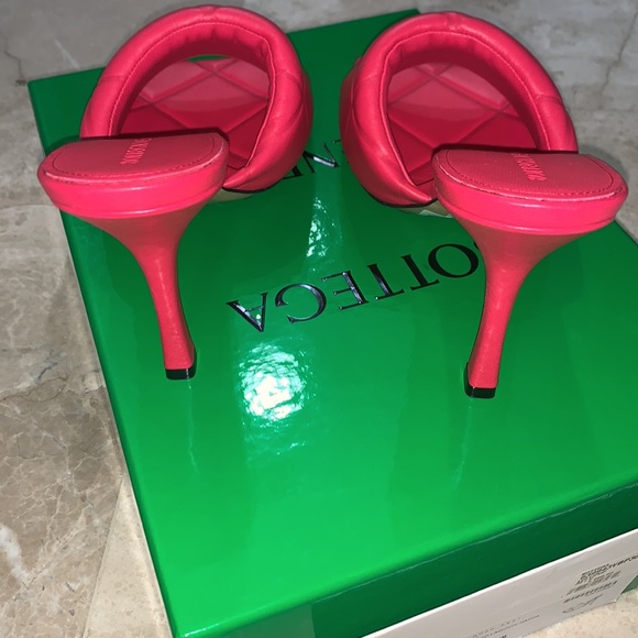 🎉🎉SOLD🎉🎉Bottega BV Lido heels - Picture 4 of 7
